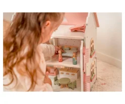 Casa de Muñecas de Madera