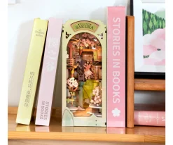 Inserto para Estante Librería Falling Sakura