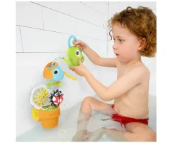 Pajarito Pica y Pica en la Bañera