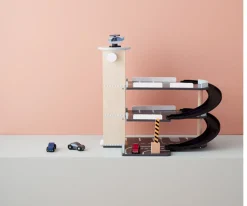 Parking 3 Niveles Aiden