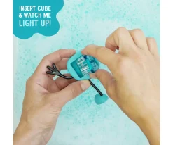 Personaje + 2 Cubos Iluminados Blair Azul