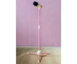 Pie de Micrófono Rosa