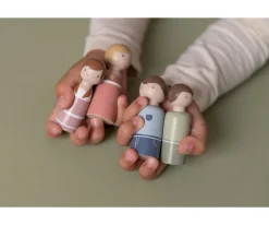 Set Familia Rosa Casa Muñecas Little Dutch