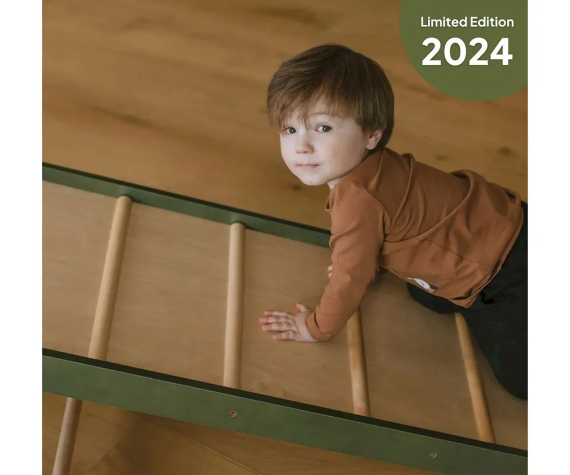 Triángulo Pikler Móvil Fipitri con Rampa Edición Limitada 2024